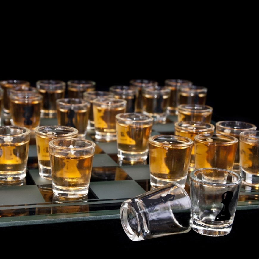 Set Șah cu Pahare – Cadou Original