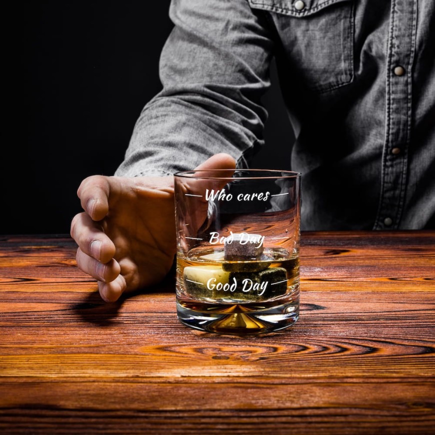 Set răcire băuturi – cuburi pentru whisky Froster Who cares